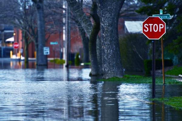 The five-year project brings together a multidisciplinary team to provide decision makers and emergency responders with neighborhood-level weather insights to better prepare for and respond to extreme events.